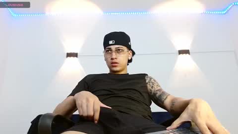 Brandon online show from November 1, 8:13 pm