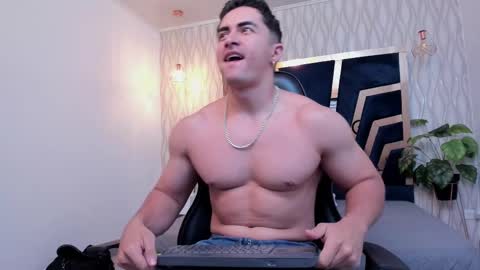 brad summer online show from January 2, 5:07 pm