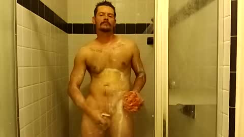 bradbauer75 online show from March 29, 4:23 am