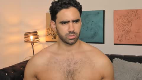 bradleymartin7 online show from February 13, 1:23 am