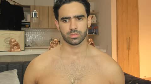 bradleymartin7 online show from January 7, 1:21 am