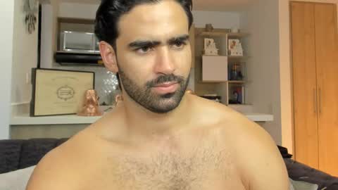 bradleymartin7 online show from October 25, 3:30 am