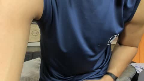 bradleymartin7 online show from October 31, 2:35 am