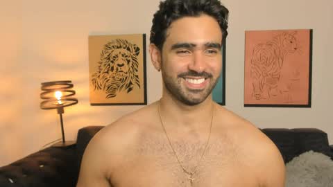 bradleymartin7 online show from March 31, 12:45 am