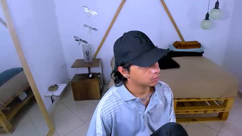 B R A N D online show from October 25, 7:59 pm