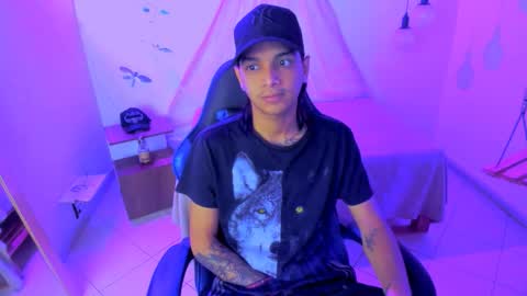 B R A N D online show from January 11, 10:52 am