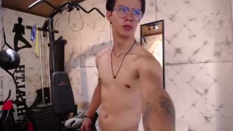 brandon_starkk online show from October 30, 12:39 pm