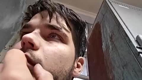 Snapshot of brandon_white_3 chatting on January 16, 12:20 pm Brandon online show from January 16, 12:20 pm