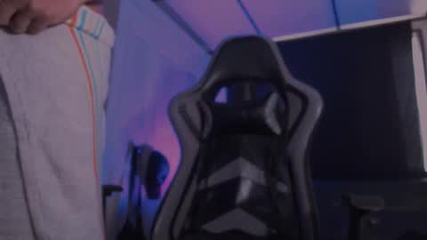 brasi_ online show from October 16, 4:48 pm