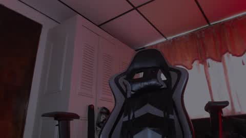 brasi_ online show from November 9, 7:07 pm