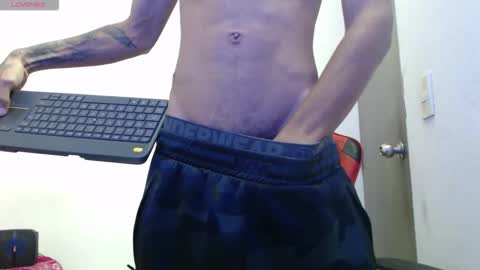 Snapshot of brayan_chevignon chatting on October 21, 3:42 am brayan_chevignon online show from October 21, 3:42 am