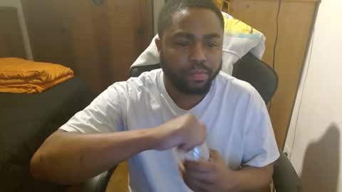 Breadw1nnah online show from March 8, 8:29 am