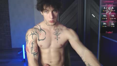 brendan__piks online show from November 26, 8:06 am