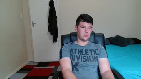 ask me lol online show from November 10, 4:28 am