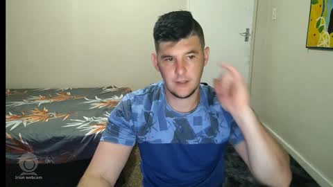 Snapshot of brendansexyboy098754 chatting on January 28, 4:52 pm ask me lol online show from January 28, 4:52 pm
