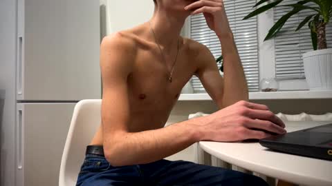 BrendanSilvers online show from December 24, 8:38 pm