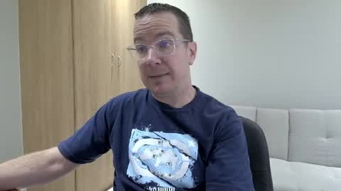 Brett online show from April 13, 10:27 am