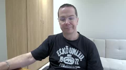 Brett online show from April 25, 11:02 am