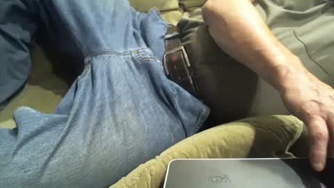 bri6996123 online show from June 2, 8:04 am