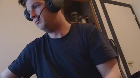 brian7891012 online show from March 19, 7:44 am