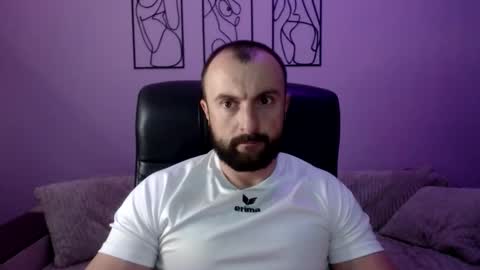 brindlefly69 online show from June 5, 11:16 am