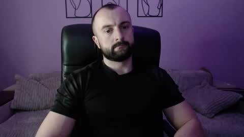 brindlefly69 online show from March 31, 10:17 am