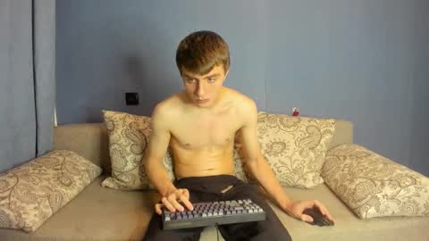 bristlebback online show from November 26, 8:45 pm