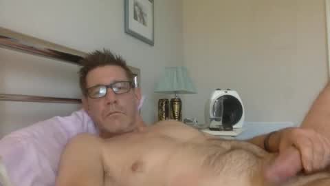 brital100 online show from February 4, 4:08 pm