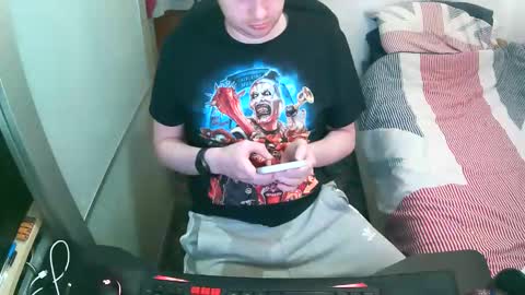 British Tom online show from September 26, 9:01 pm