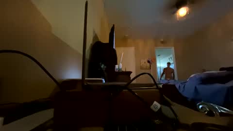 brodienewport online show from May 24, 1:11 am