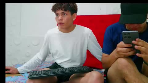 brosscams2025 online show from January 18, 2:35 am