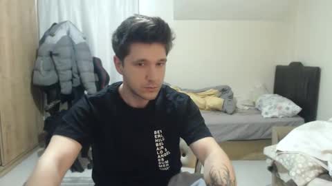 brownhaiir online show from March 28, 11:05 pm