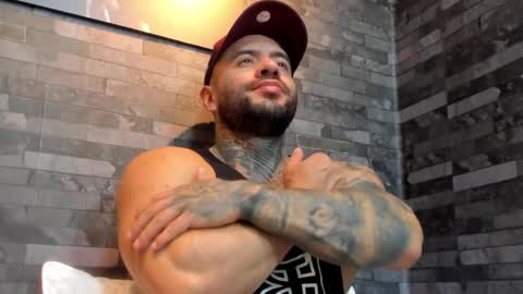 brucedallas online show from January 17, 3:20 am