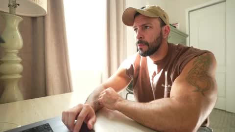 onlyfans BRUCESTRYKER online show from February 4, 7:20 pm