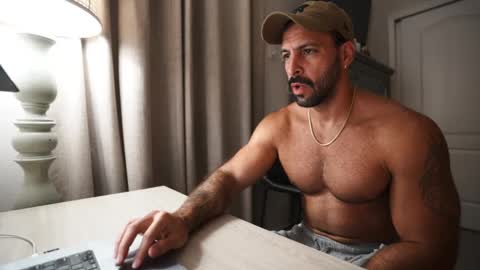 onlyfans BRUCESTRYKER online show from September 30, 1:45 am