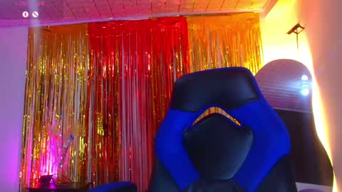 BRYAM INDEPENDENT MODEL online show from October 3, 1:32 am