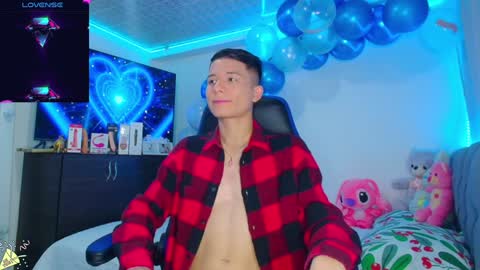 BRYAM INDEPENDENT MODEL online show from January 17, 12:53 am