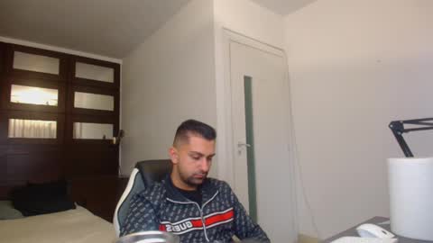 BryceReign online show from April 14, 4:45 am