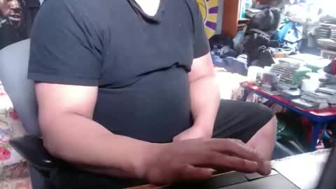 Bubba Smalls online show from January 3, 5:10 pm