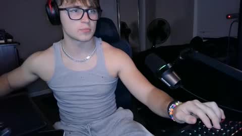 Snapshot of bubblebuttbdn chatting on October 4, 7:57 am BubblebuttBdn online show from October 4, 7:57 am