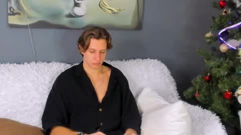 bubblecum_ online show from January 18, 1:46 pm