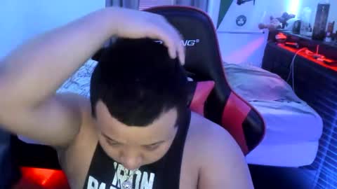 buffsexyman24 online show from March 10, 10:45 pm