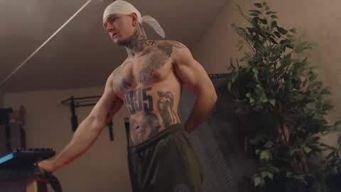 Snapshot of bulatov_x chatting on February 9, 8:45 pm Dmitriy online show from February 9, 8:45 pm