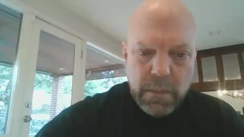 Snapshot of bulldog302w chatting on January 4, 2:46 pm bulldog302w online show from January 4, 2:46 pm