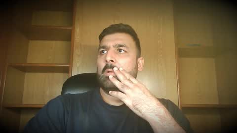 Hairy Arabian online show from November 4, 4:02 am