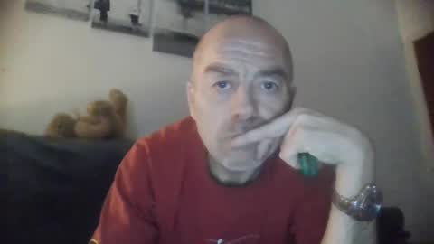 Snapshot of burnleyguy1977 chatting on January 8, 3:08 am burnleyguy1977 online show from January 8, 3:08 am