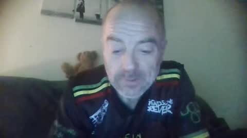 Snapshot of burnleyguy1977 chatting on January 16, 5:42 am burnleyguy1977 online show from January 16, 5:42 am