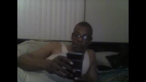 Snapshot of busturgutzgd11 chatting on March 2, 5:12 am Busturgutzgd1 online show from March 2, 5:12 am