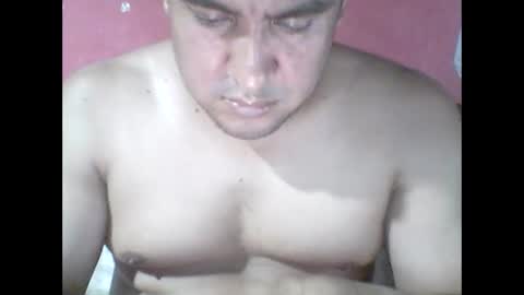 Snapshot of cachito83915 chatting on December 30, 2:53 am Cachudosexy online show from December 30, 2:53 am