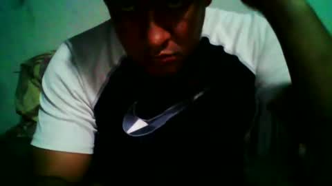 Snapshot of cachito83915 chatting on October 4, 5:34 am Cachudosexy online show from October 4, 5:34 am